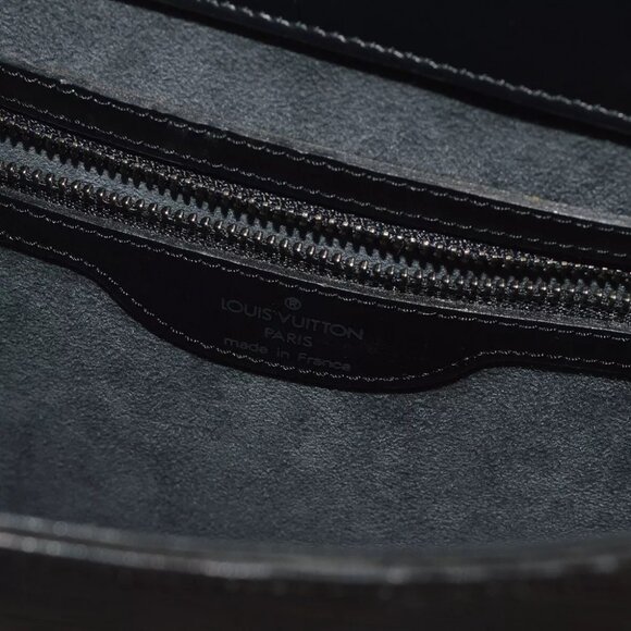 Louis Vuitton Black Epi Verseau Shoulder Bag - Picture 10 of 10